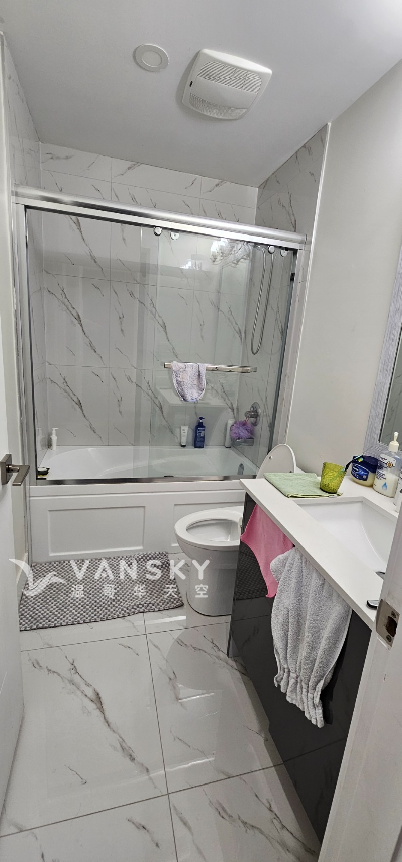 260121184556_bath room.JPG